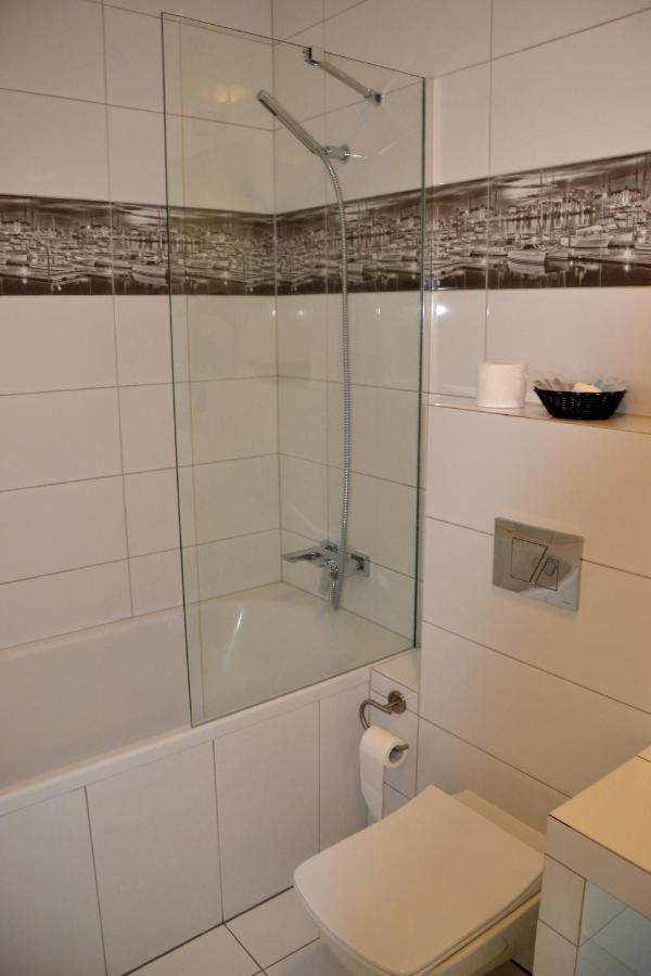 Apartamenty Centrum Nad Motlawa Z Widokiem Na Patio Z Balkonem Gdańsk Buitenkant foto